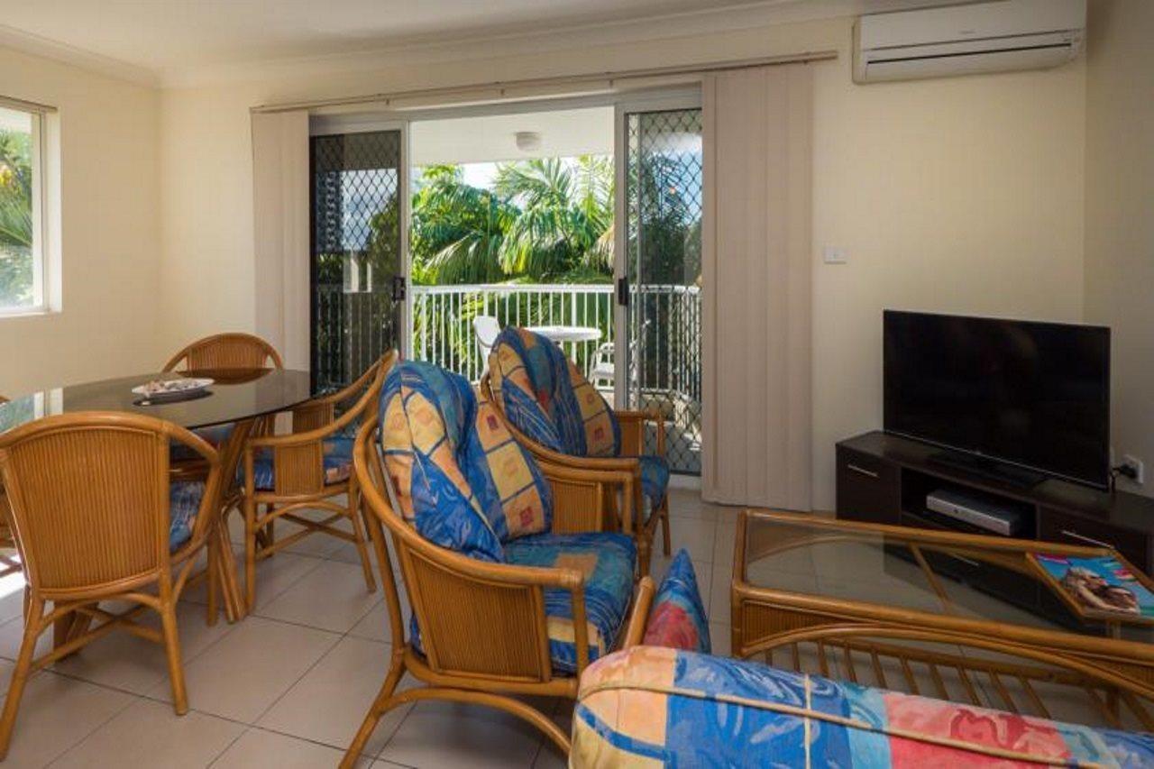 Surfers Tropique Holiday Apartments Гоулд Коуст Екстериор снимка
